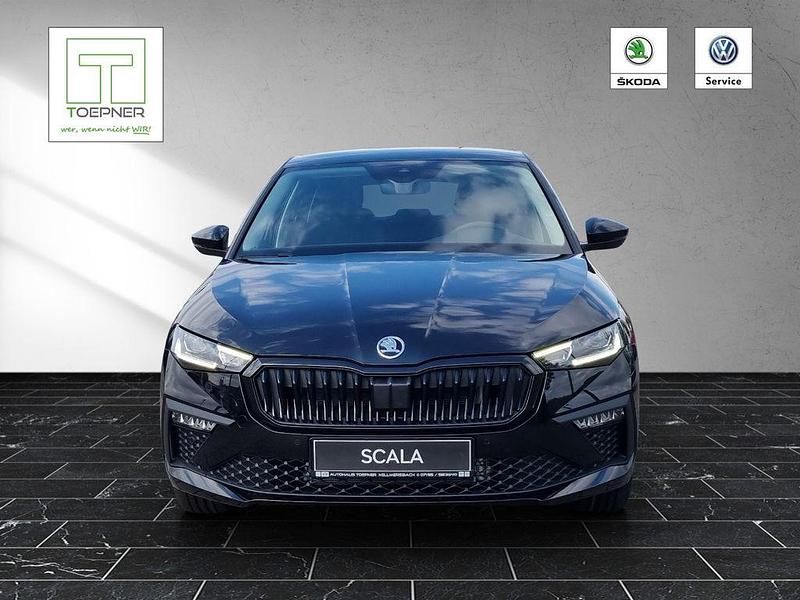 Schwarz Neu 2025 Skoda Scala Tour Kleinwagen | 33.090 € - Bild 1/4