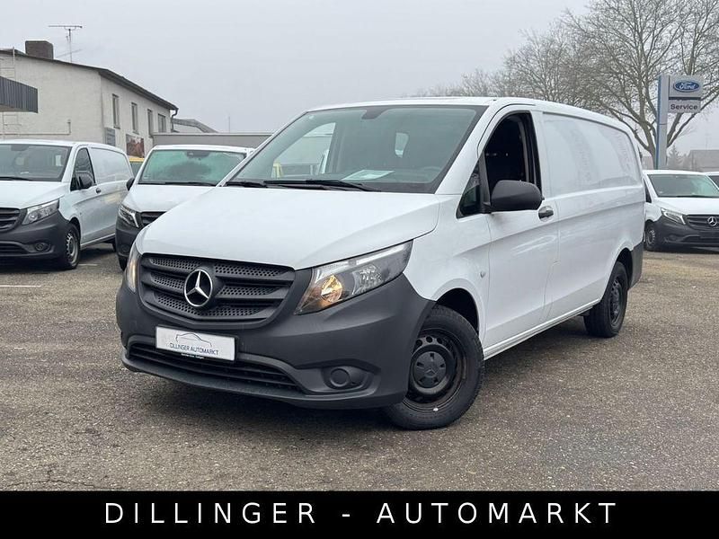 Weiß Gebraucht 2018 Mercedes Vito Van | 17.840 € (Guter Preis) - Bild 1/4
