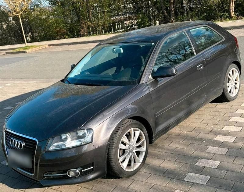 Second-hand Audi A3 105 CP (77 kW) 2011 Gri Hatchback