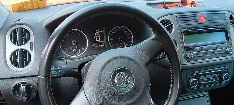 Gebraucht VW Tiguan Team 150 PS (110 kW) 2011 Rot SUV