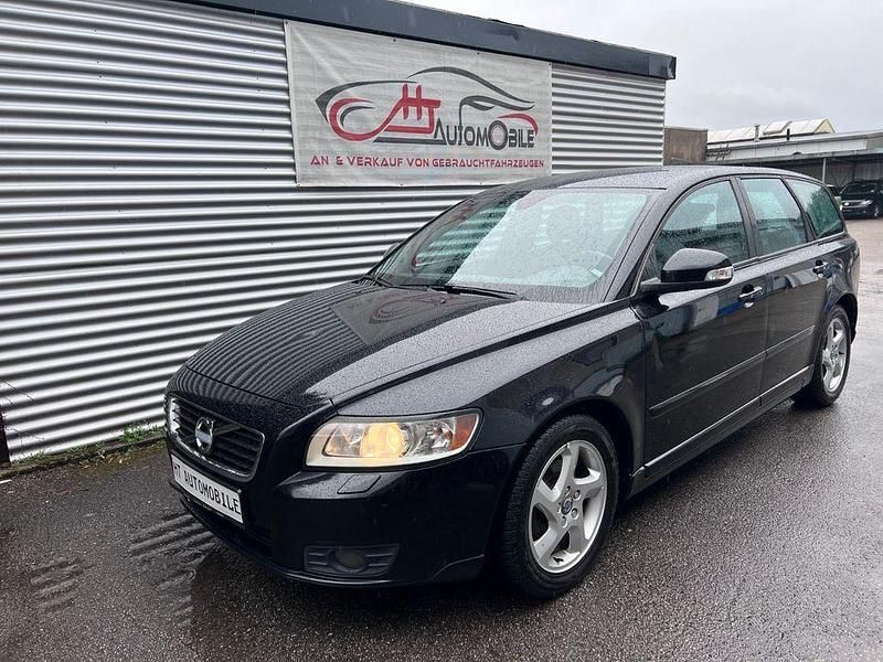 Gebraucht Volvo V50 114 PS (83 kW) 2011 Schwarz Kombi