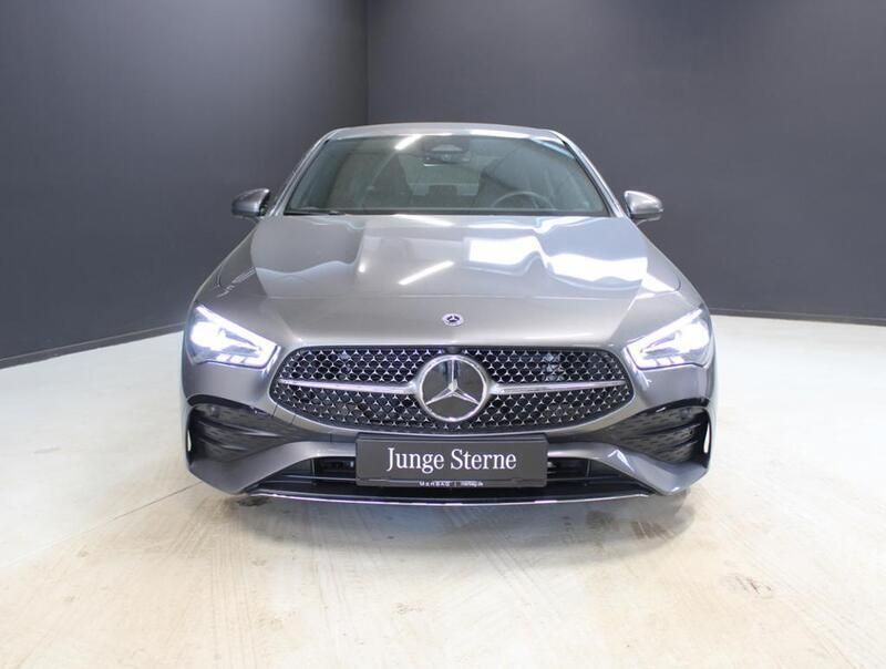 Gebraucht Mercedes CLA180 Advanced 136 PS (100 kW) 2024 Metalliclack mountaingrau Limousine