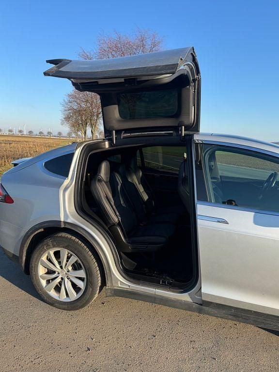 Gebraucht Tesla Model X 244 kW (332 PS) 2017 Silber SUV