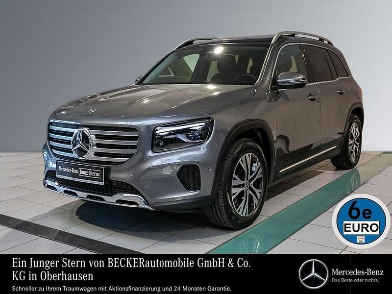 Mountaingrau Gebraucht 2024 Mercedes GLB220 Progressive SUV | 47.375 € (Teuer) - Bild 1/4