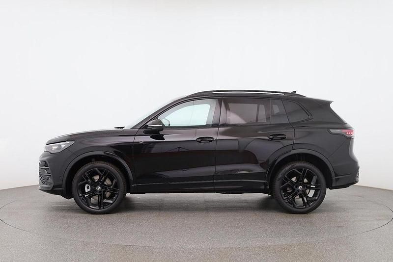 Gebraucht VW Tiguan R-line 193 PS (141 kW) 2025 Schwarz SUV
