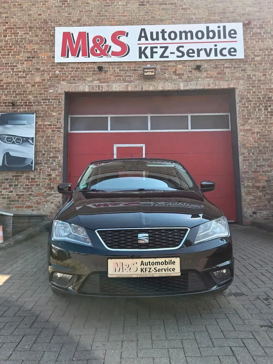 Gebraucht Seat Toledo 105 PS (77 kW) 2014 Schwarz Kleinwagen