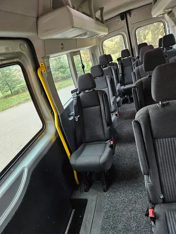 Używany Ford Transit 155 KM (114 kW) 2016 Srebrny Kombi