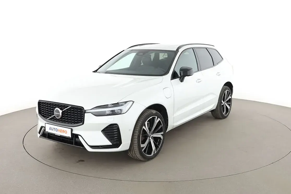 Gebraucht Volvo XC60 R-Design 146 PS (107 kW) 2022 SUV
