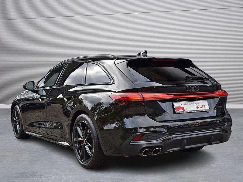 Gebraucht Audi A5 S-Line 204 PS (150 kW) 2025 Schwarz Coupé