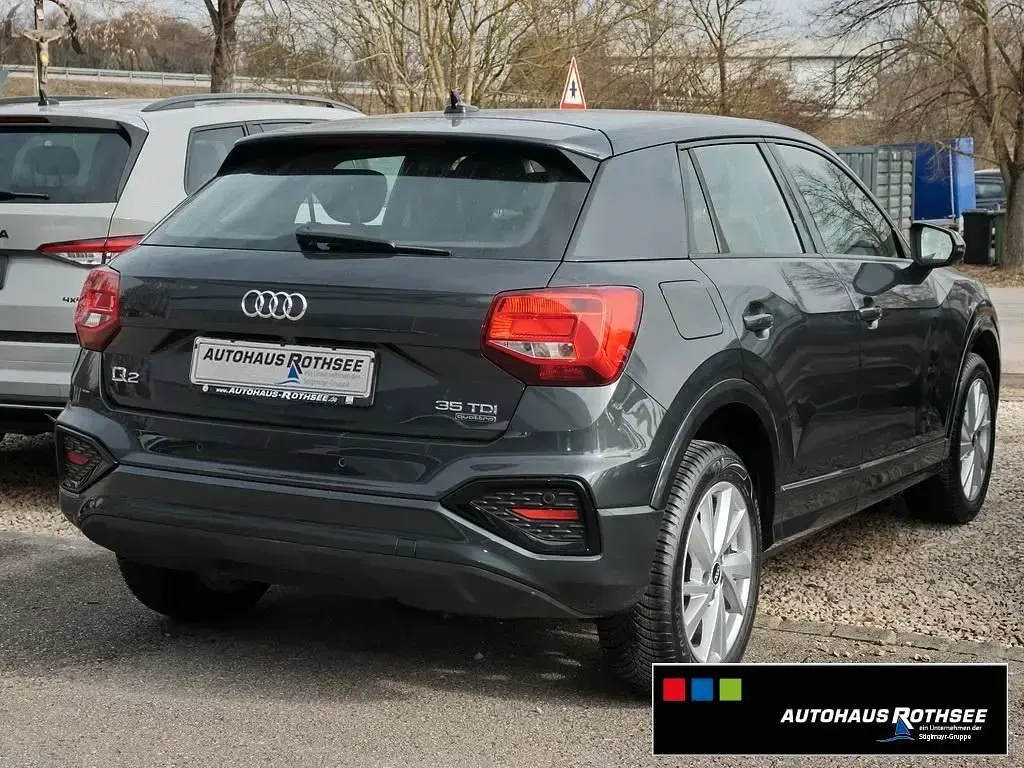 Gebraucht Audi Q2 Advanced Plus 150 PS (110 kW) 2022 Manhattangrau metallic SUV