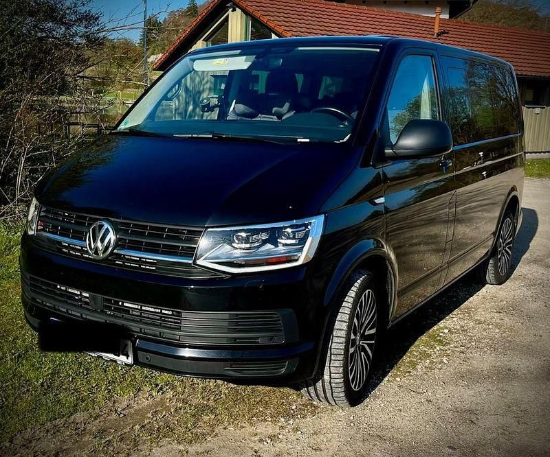 Second-hand VW T6 Trendline 150 CP (110 kW) 2019 Negru Van