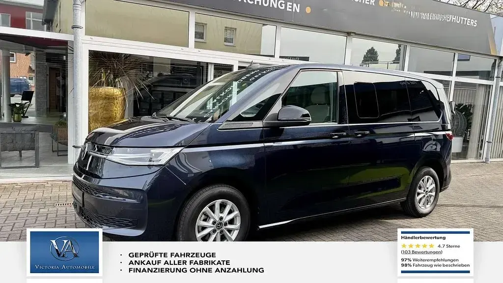 Gebraucht VW Multivan 150 PS (110 kW) 2024 Starlight blue Van / Kleinbus