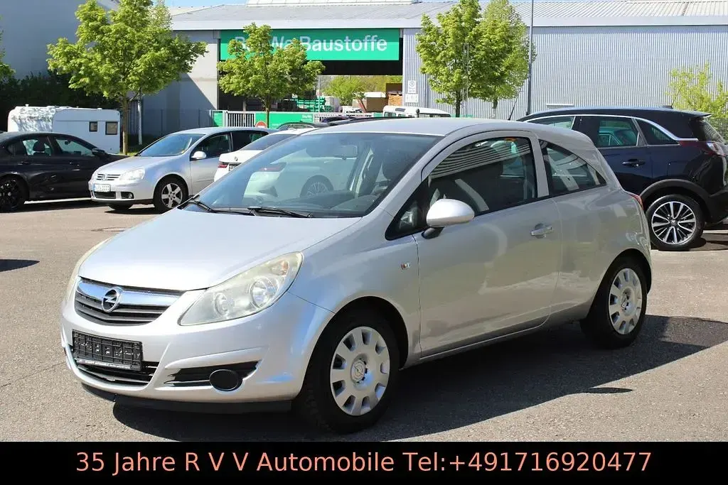 Gebraucht Opel Corsa 80 PS (58 kW) 2009 Starsilber iii m2 Kleinwagen