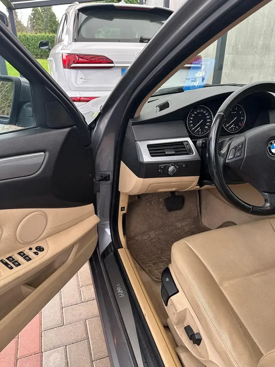 Gebraucht BMW 520 170 PS (125 kW) 2008 Braun Limousine