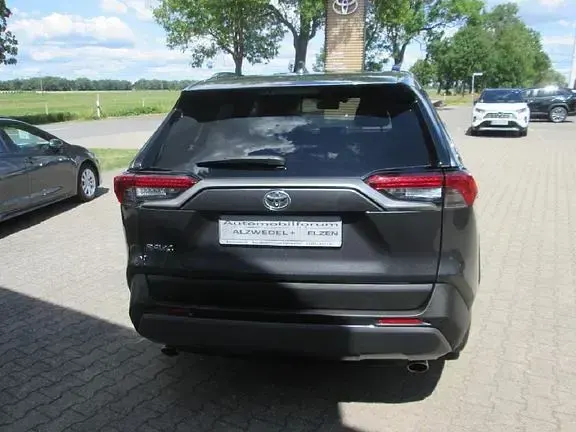 Gebraucht Toyota RAV4 Plus 175 PS (128 kW) 2019 Marlingrau metallic SUV