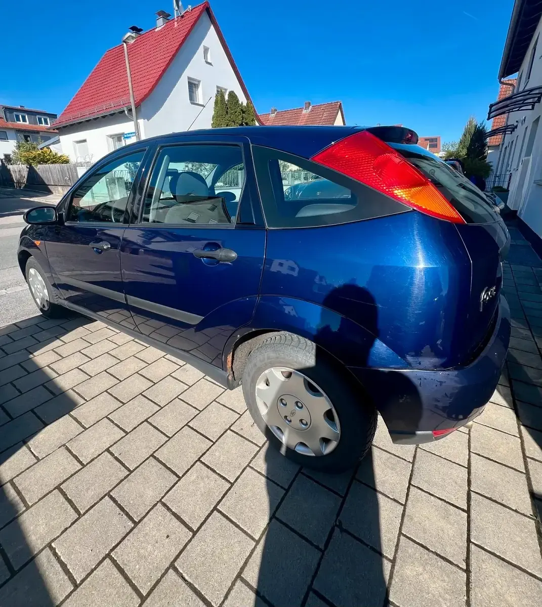 Gebraucht Ford Focus 75 PS (55 kW) 1999 Blau Limousine