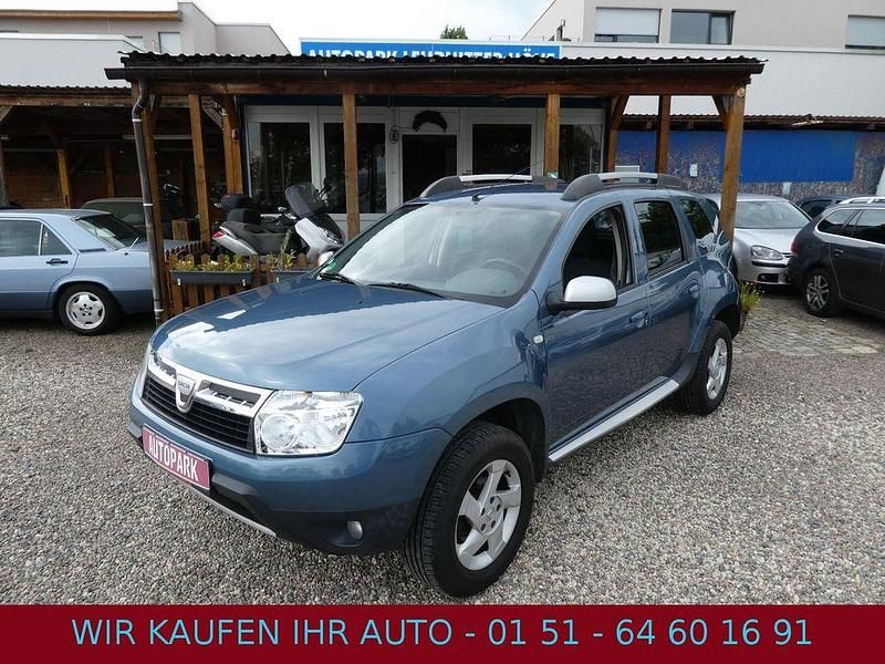 Blau Gebraucht 2010 Dacia Duster Lauréate SUV | 4.290 € (Fairer Preis) - Bild 1/4