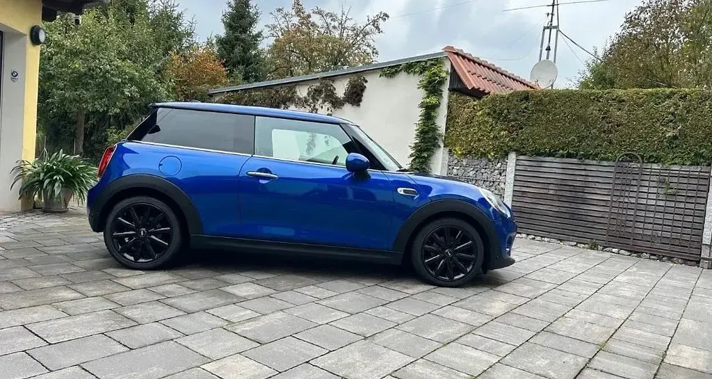 Gebraucht Mini One D 95 PS (69 kW) 2018 Blau Kleinwagen