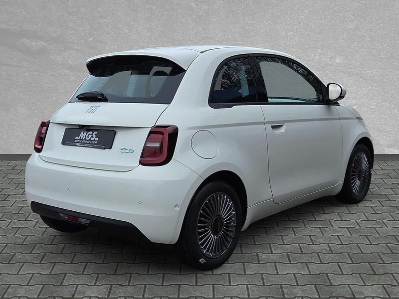 Neu Fiat 500e Icon 69 kW (95 PS) 2025 Ice weiß Kleinwagen