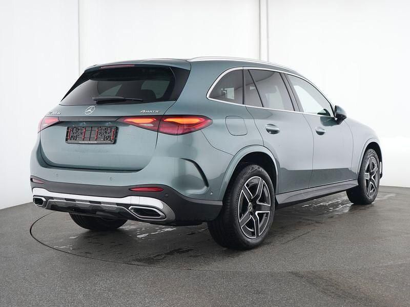 Gebraucht Mercedes GLC300e AMG line 197 PS (144 kW) 2025 Silber SUV