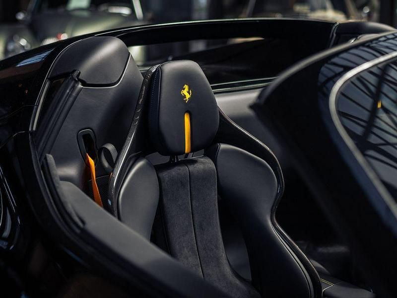 Neu Ferrari 296 829 PS (609 kW) 2026 Schwarz Cabrio