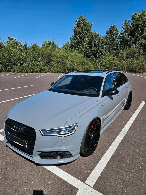 Grau Gebraucht 2015 Audi A6 Competition Kombi | 27.500 € (Teuer) - Bild 1/4