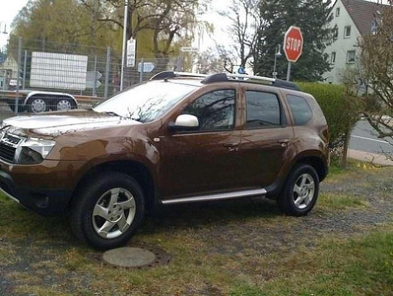 Gebraucht Dacia Duster Prestige 110 PS (80 kW) 2011 Braun SUV