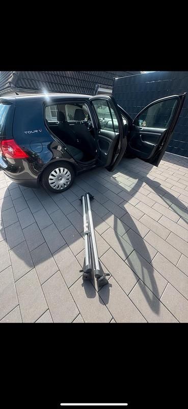 Schwarz Gebraucht 2007 VW Golf V Limousine | 2.600 € (Teuer) - Bild 1/4