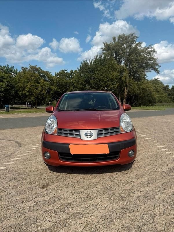 Orange Gebraucht 2006 Nissan Note Van / Kleinbus | 2.399 € (Fairer Preis) - Bild 1/4