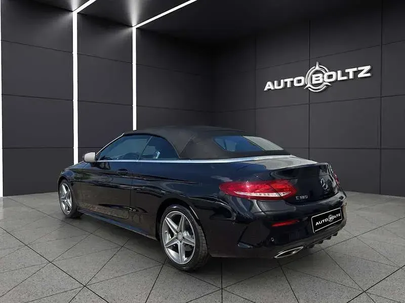 Gebraucht Mercedes C180 156 PS (114 kW) 2017 Schwarz Cabrio