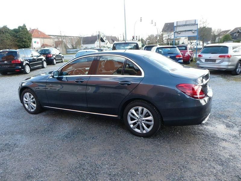 Gebraucht Mercedes C220 170 PS (125 kW) 2016 Grau Limousine