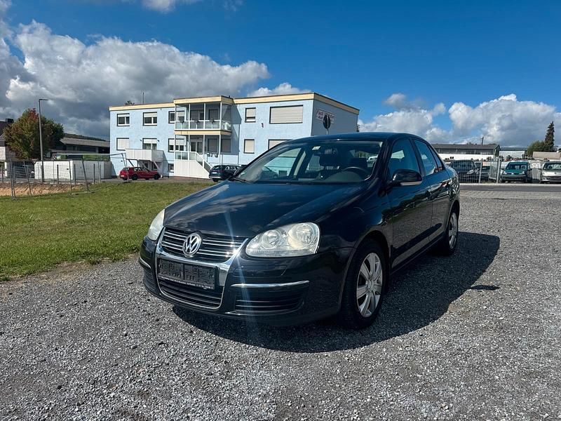 Schwarz Gebraucht 2006 VW Jetta Limousine | 2.200 € (Fairer Preis) - Bild 1/4