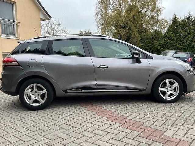 Gebraucht Renault Clio IV 90 PS (66 kW) 2014 Grau Limousine