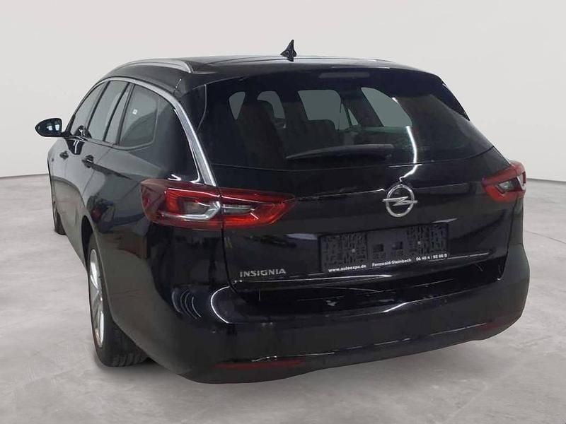 Gebraucht Opel Insignia Elegance 122 PS (89 kW) 2021 Onyx black metallic Kombi