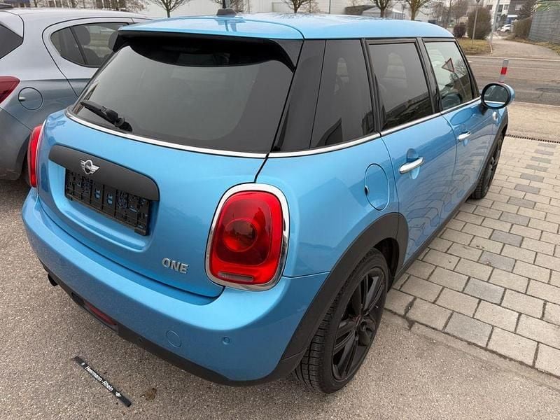Gebraucht Mini ONE 102 PS (75 kW) 2017 Blau Kleinwagen
