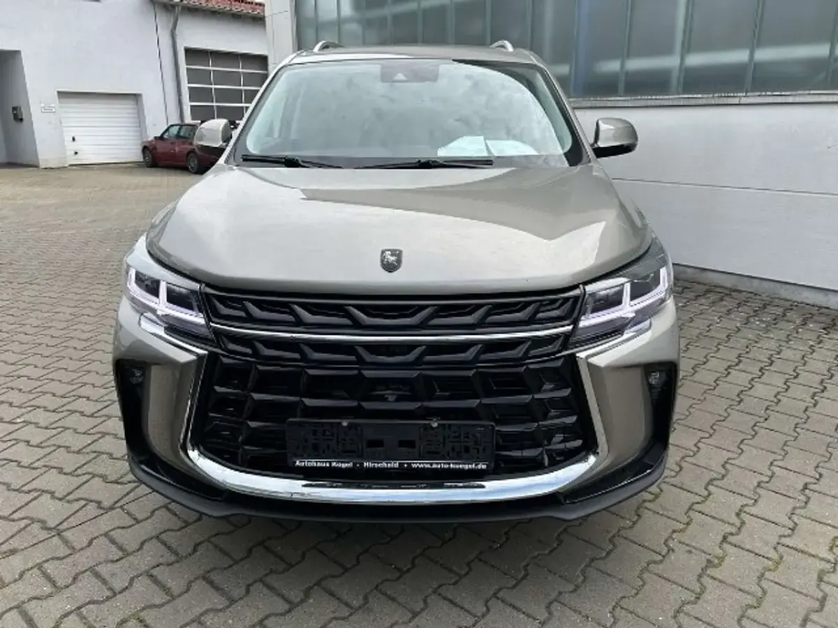 Neu DFSK Forthing 3 170 PS (125 kW) 2025 Grau SUV