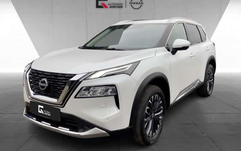 Weiß Neu 2025 Nissan X-Trail Tekna SUV | 40.936 € - Bild 1/4