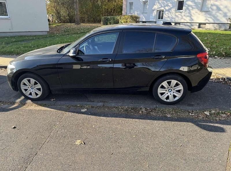 Gebraucht BMW 116 Advantage 122 PS (89 kW) 2014 Schwarz Kleinwagen