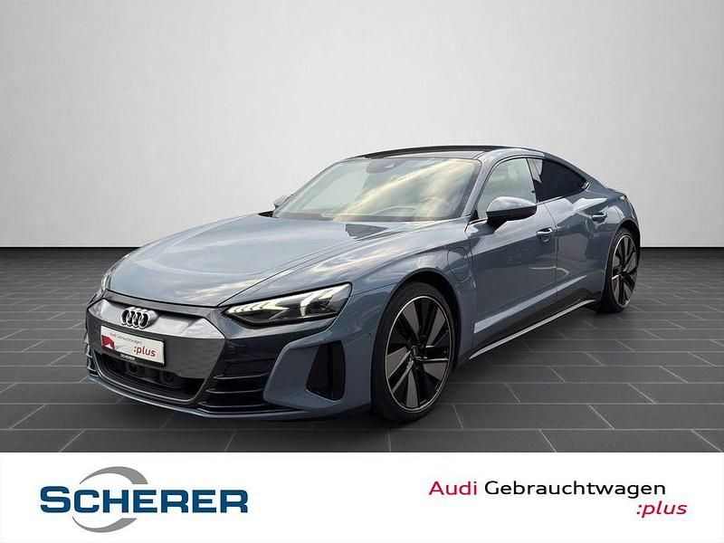 Kemoragrau metallic (metallic) Gebraucht 2021 Audi e-tron GT quattro Ambiente Limousine | 53.500 € (Etwas zu teuer) - Bild 1/4