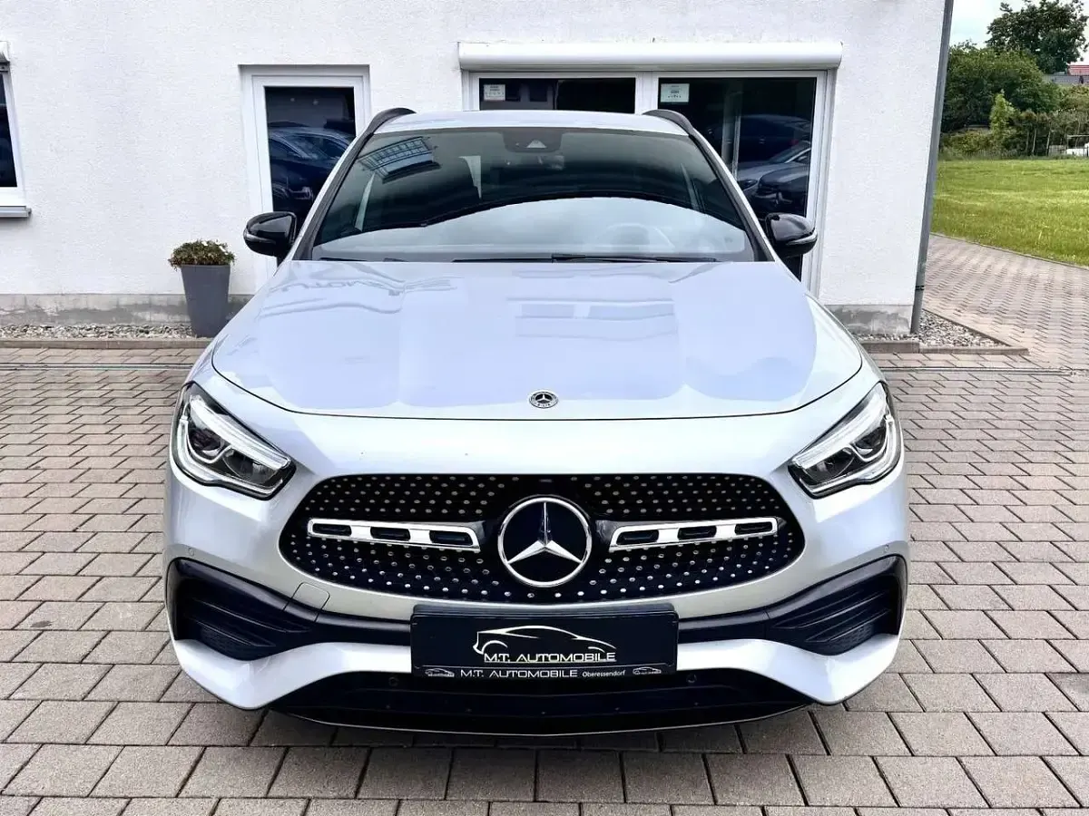Gebraucht Mercedes GLA200 AMG 163 PS (119 kW) 2022 Silber SUV