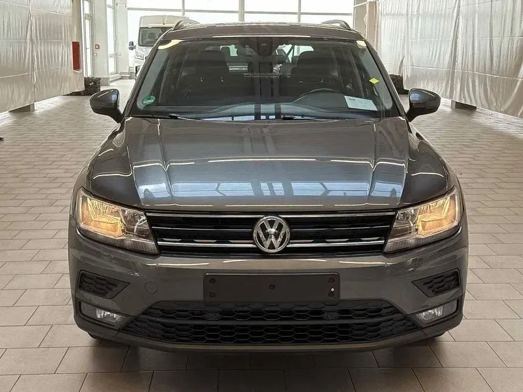 Gebraucht VW Tiguan S 150 PS (110 kW) 2017 Grau SUV