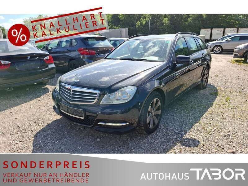 Obsidianschwarz metalliclack Gebraucht 2012 Mercedes C200 Kombi | 6.585 € (Superpreis) - Bild 1/4