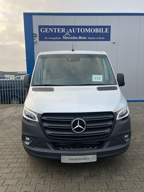 Używany Mercedes Sprinter 143 KM (105 kW) 2019 Srebrny Van