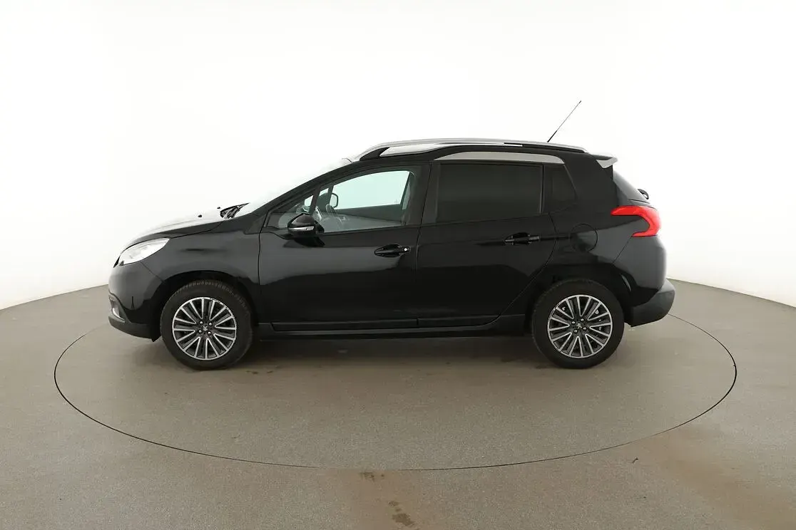 Gebraucht Peugeot 2008 Active 110 PS (80 kW) 2016 Schwarz SUV