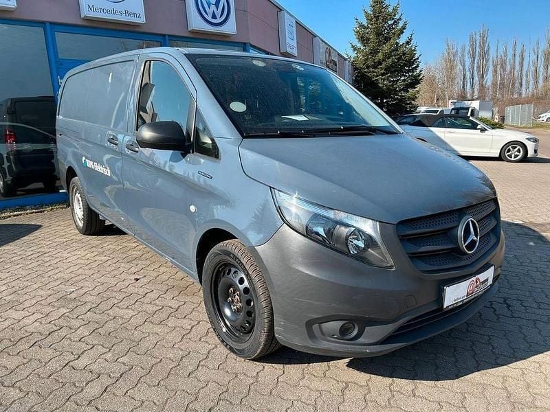 Gebraucht Mercedes e-Vito 85 kW (116 PS) 2020 Grau Van / Kleinbus