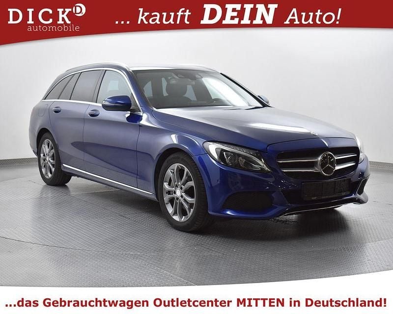 Blau Gebraucht 2016 Mercedes C250 Limousine | 14.250 € (Superpreis) - Bild 1/4