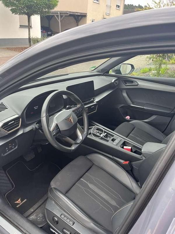 Gebraucht Cupra Leon 190 PS (139 kW) 2023 Grau Kleinwagen