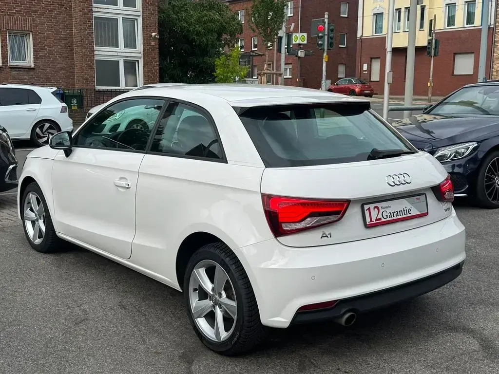 Gebraucht Audi A1 Design 95 PS (69 kW) 2017 Weiß Kleinwagen