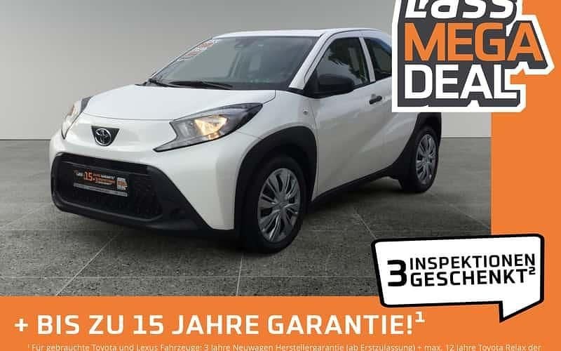 Schneeweiß Gebraucht 2022 Toyota Aygo Kleinwagen | 13.980 € (Guter Preis) - Bild 1/4