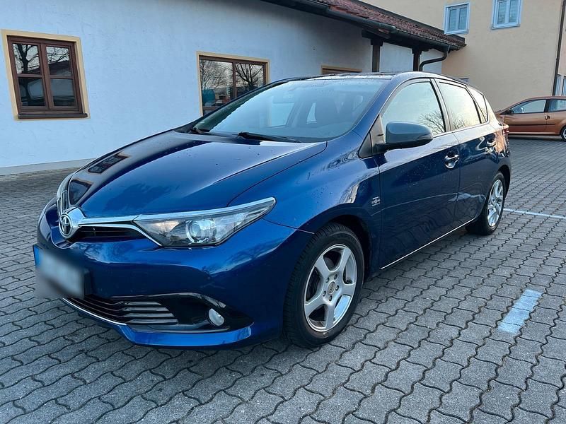 Gebraucht Toyota Auris 116 PS (85 kW) 2015 Blau Limousine